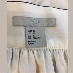H&M | Skirts | Hm Floral Skirt Sz | Poshmark